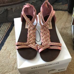 Used Steve Madden sandals